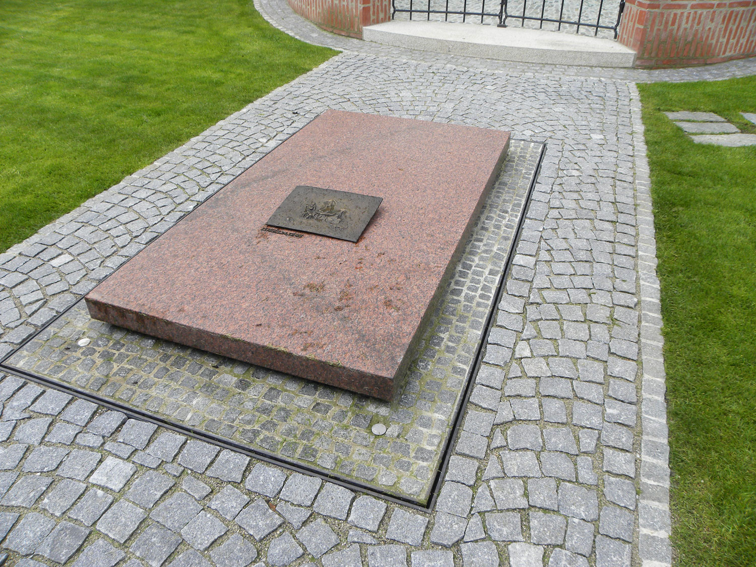 Family crypt Waldfriedhof